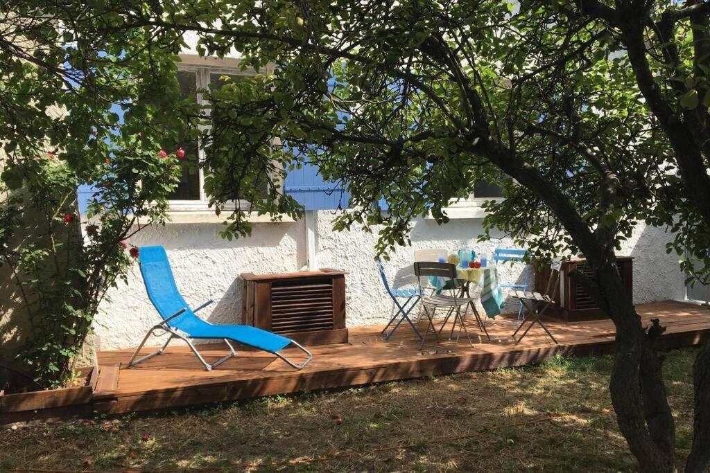 Villa calme, climatisée, piscine, à 2 pas du centre LʼIsle-sur-la-Sorgue Exterior foto